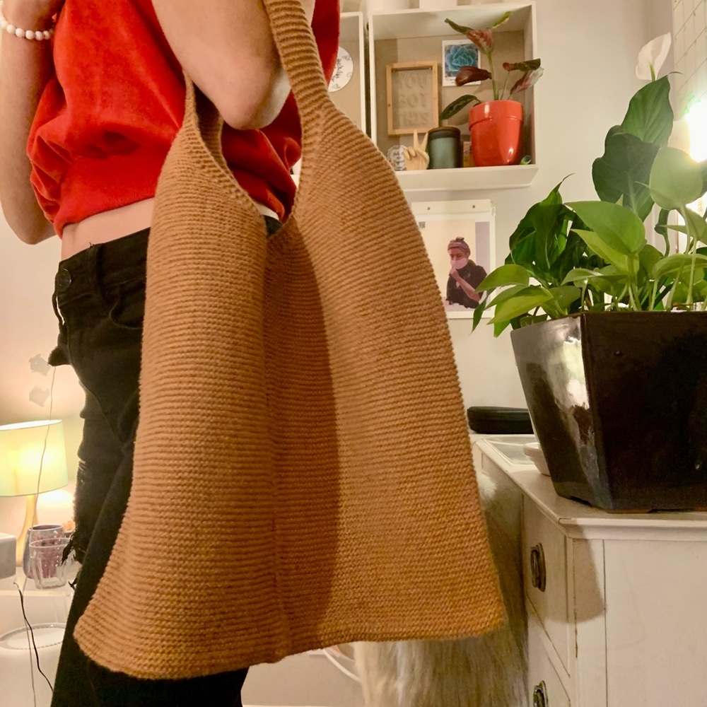 Knit Shoulder Bag (Never Used) Limited time listing!